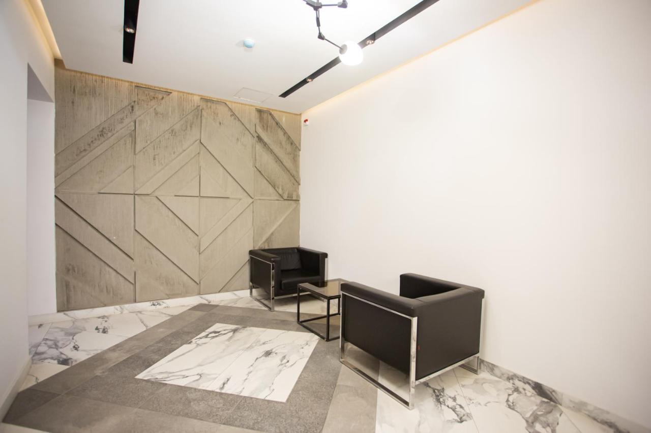 Fantastic Apartments Near Republic Square, Perfect Location, Mystreet Company 예레반 외부 사진