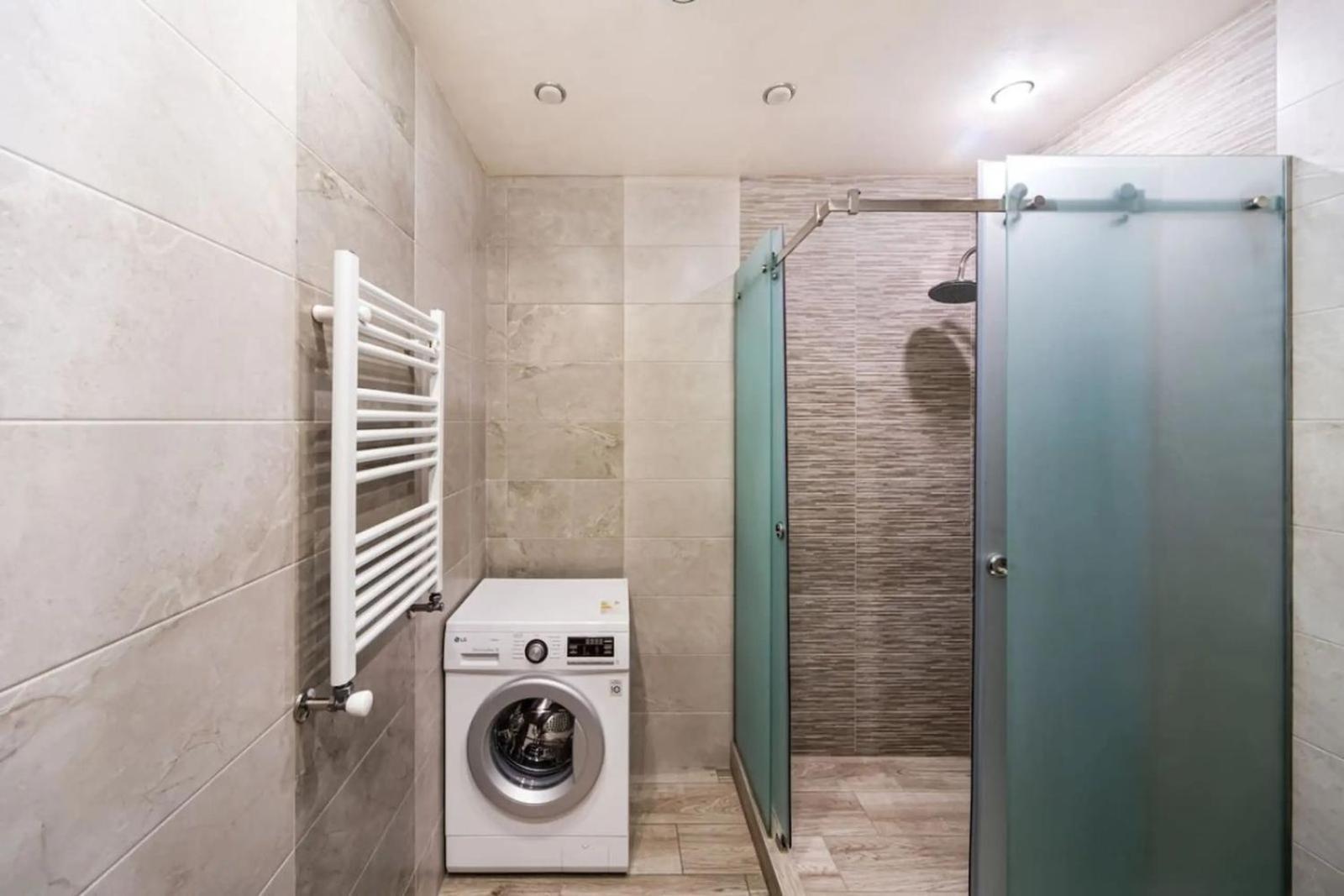 Fantastic Apartments Near Republic Square, Perfect Location, Mystreet Company 예레반 외부 사진