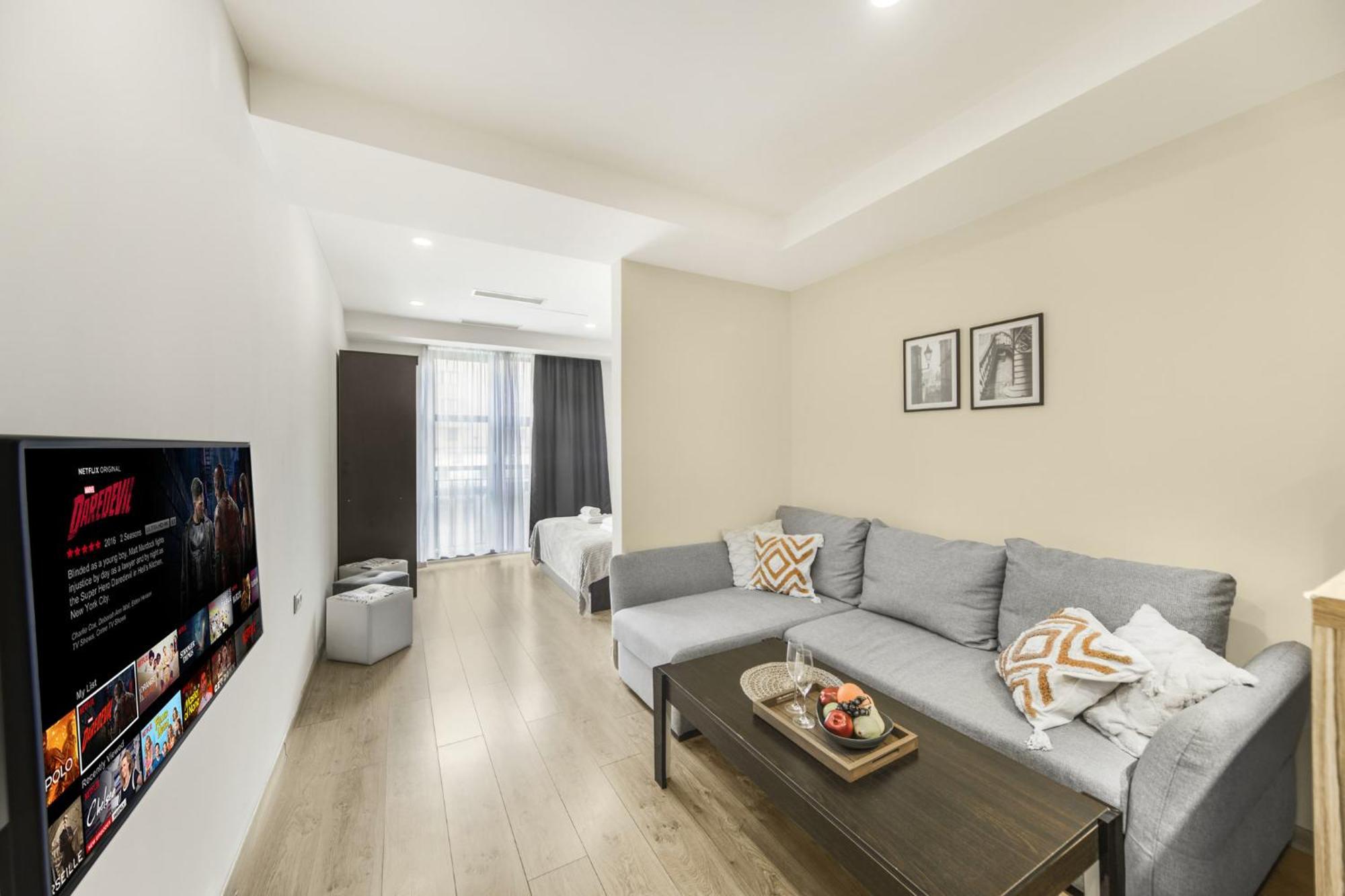 Fantastic Apartments Near Republic Square, Perfect Location, Mystreet Company 예레반 외부 사진